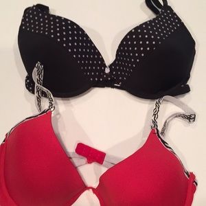 Bundle 2 Fredericks of Hollywood 34D